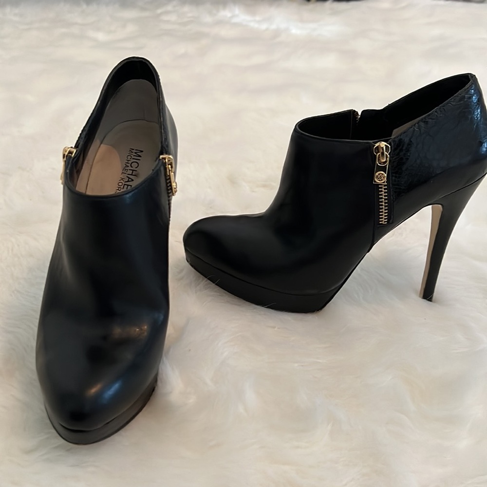 MICHAEL Michael Kors Black Leather & Python York Ankle Boots Size 10 - Picture 3 of 14
